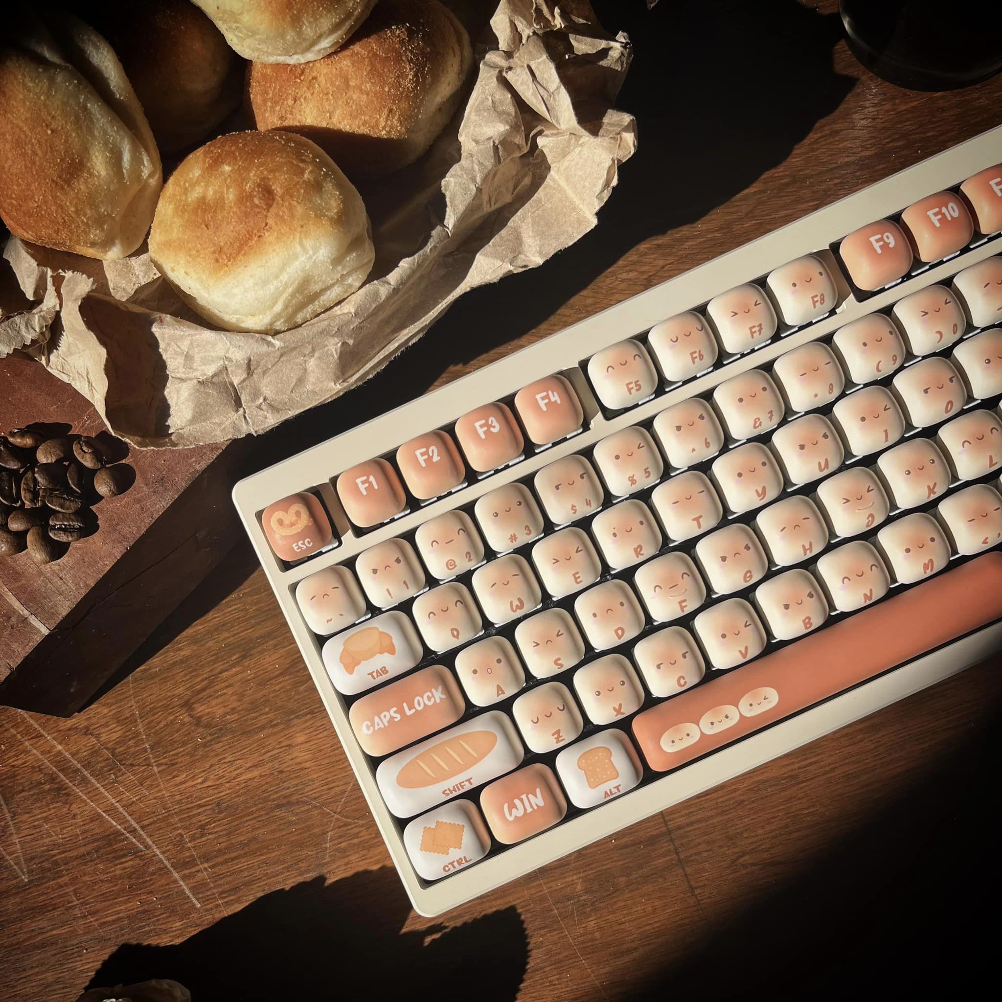 Akko Bun Wonderland Keycap Set (138-key)