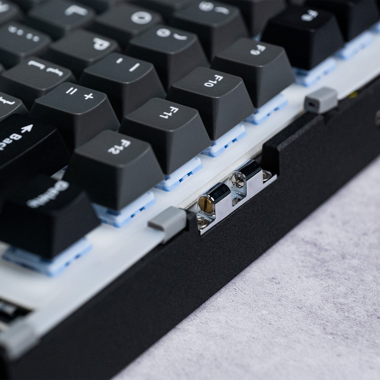 MonsGeek M1 V5- Black on White- Black & Silver